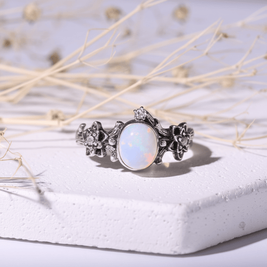 Witte Maansteen Ring